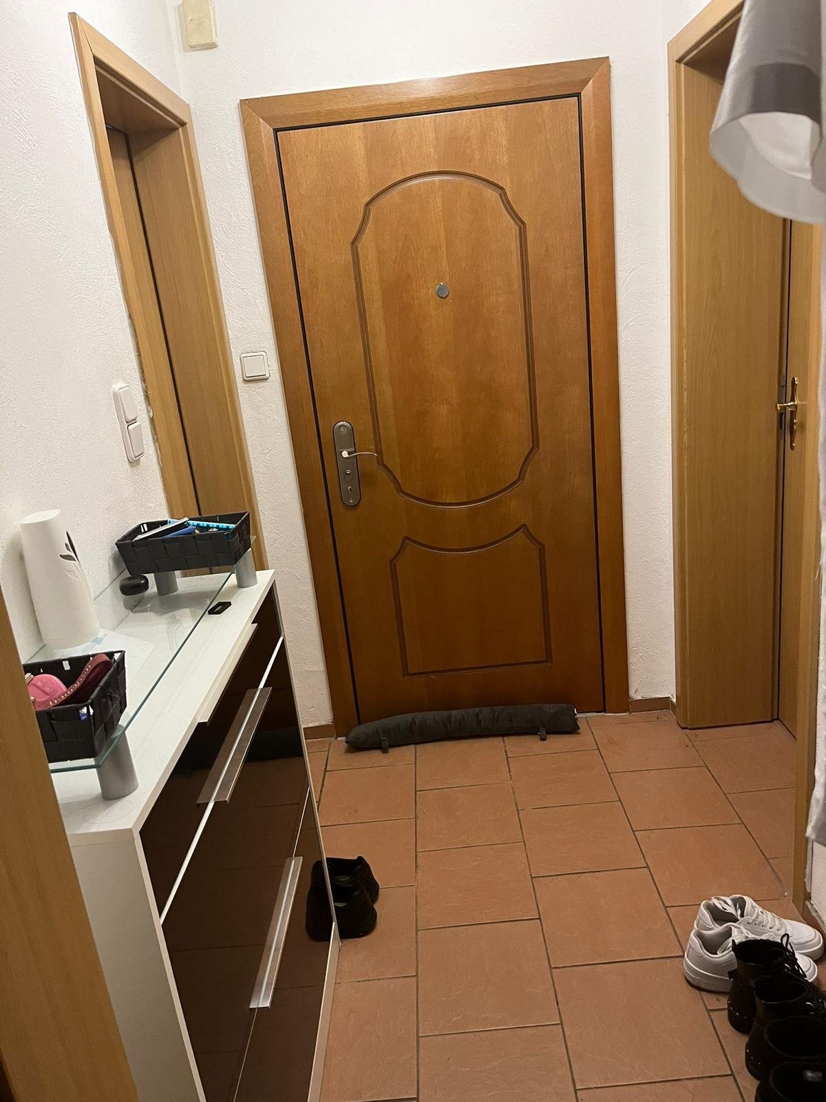 2 X 2 ZKB Wohnung in gepflegter Wohnanlage Nähe Physiotherapieschule an Selbstzahler zu vermieten