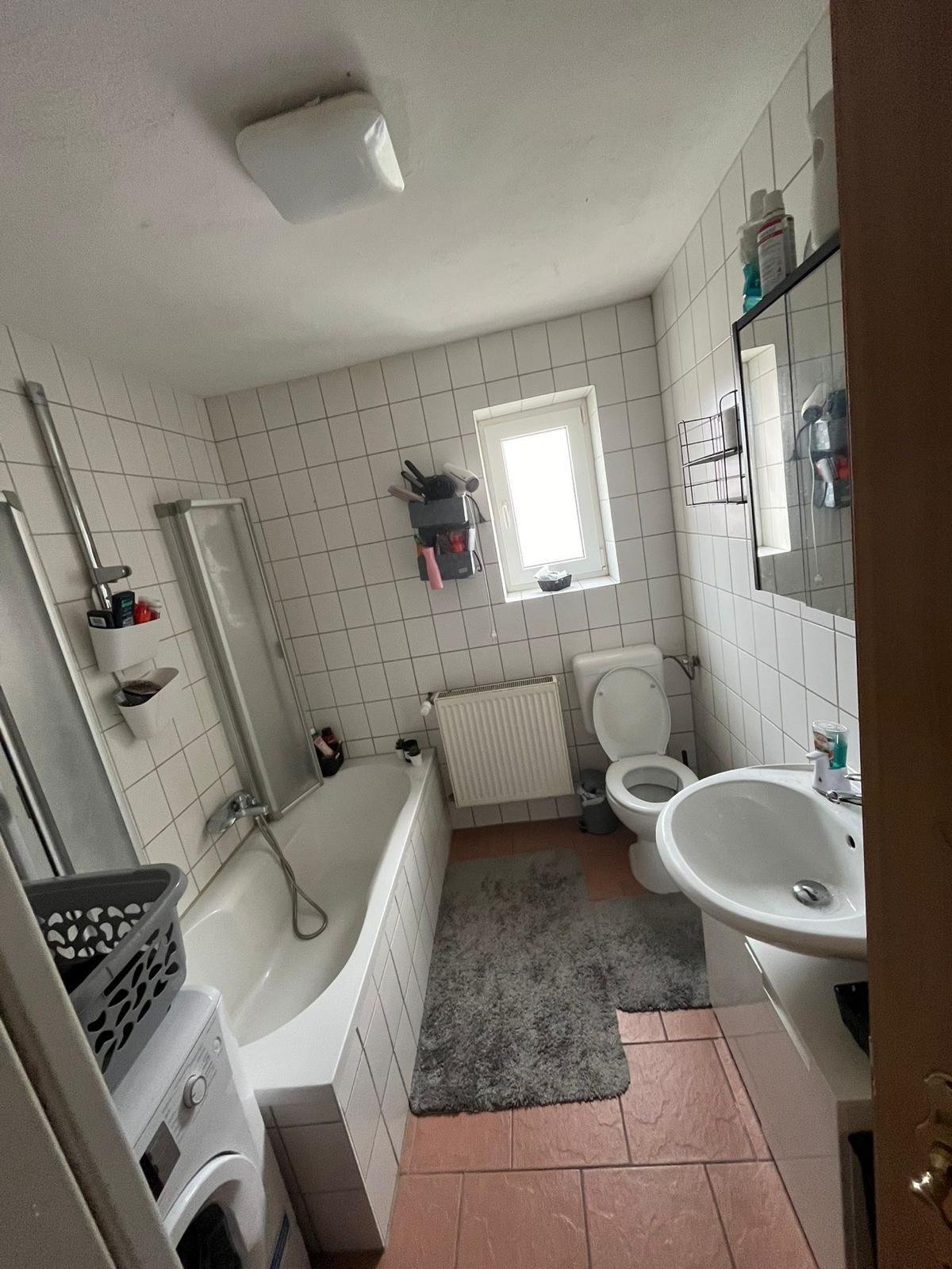 2 X 2 ZKB Wohnung in gepflegter Wohnanlage Nähe Physiotherapieschule an Selbstzahler zu vermieten