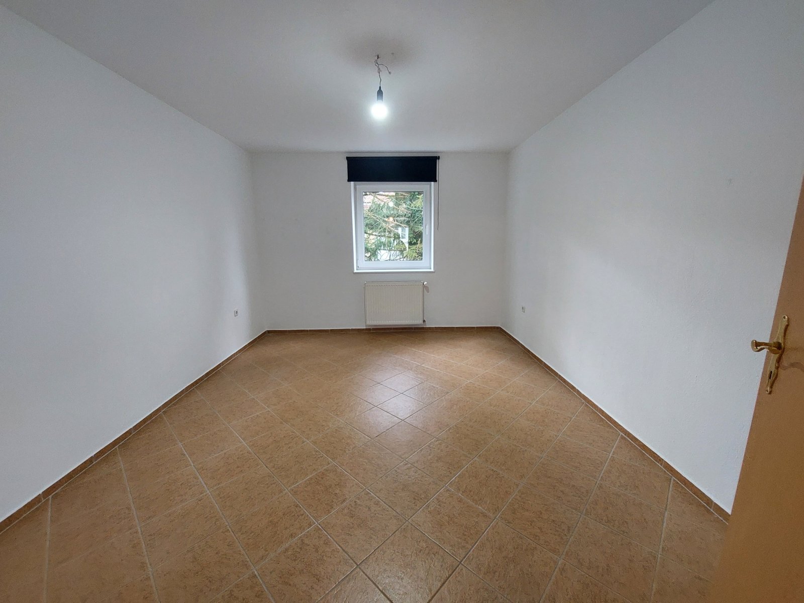 2 X 2 ZKB Wohnung in gepflegter Wohnanlage Nähe Physiotherapieschule an Selbstzahler zu vermieten