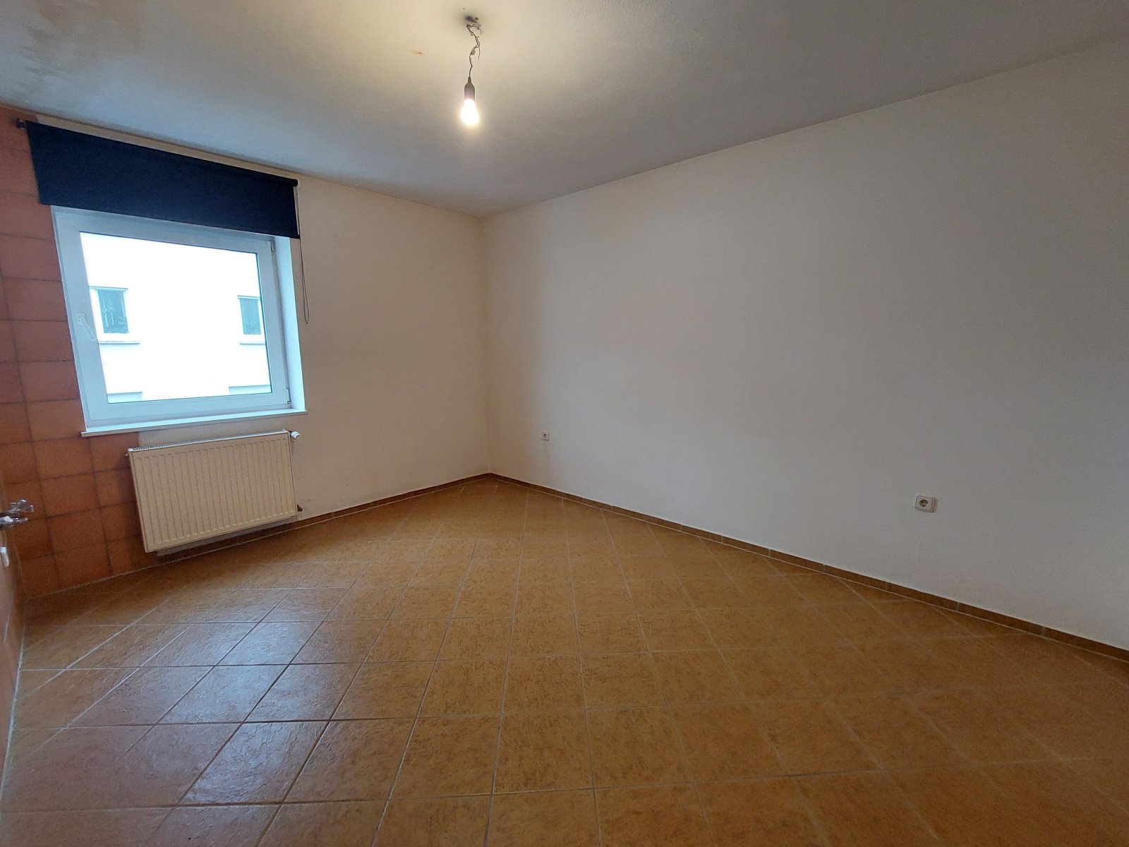 2 X 2 ZKB Wohnung in gepflegter Wohnanlage Nähe Physiotherapieschule an Selbstzahler zu vermieten