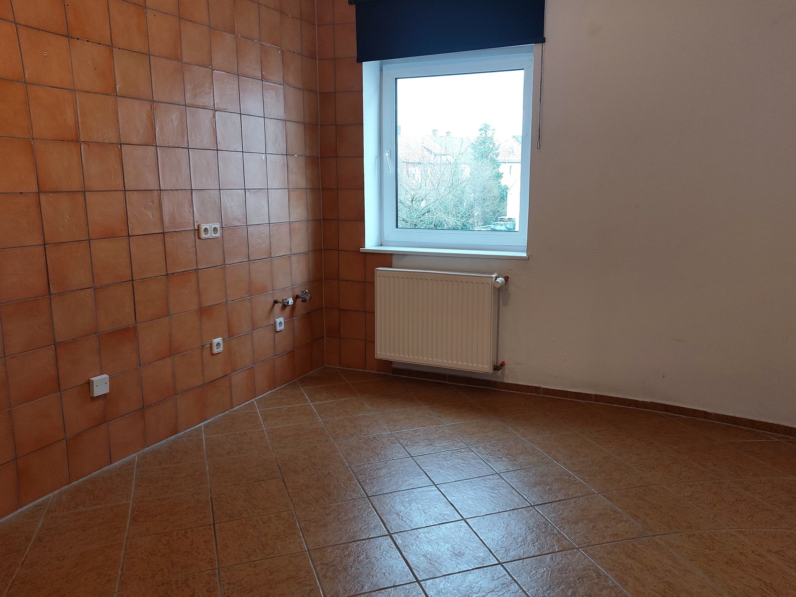 2 X 2 ZKB Wohnung in gepflegter Wohnanlage Nähe Physiotherapieschule an Selbstzahler zu vermieten