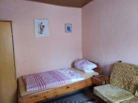 Sanierungspaket: 9 Interessante Wohneinheiten (2 MFH, 3 Reihenhäuser)in Pirmasens