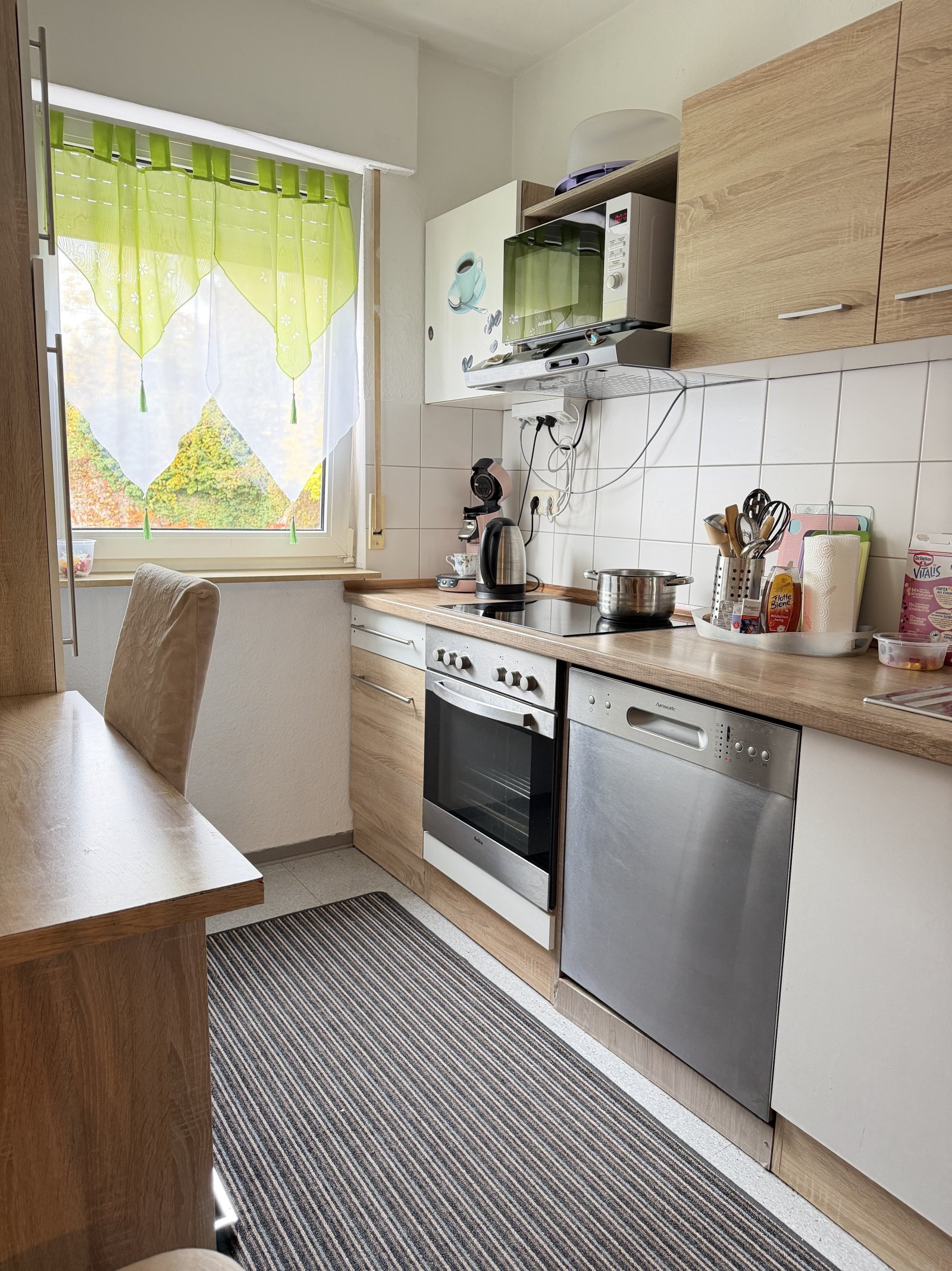 Gepflegte 2 ZKB-Wohnung in sehr gepflegter Wohnanlage in Neustadt