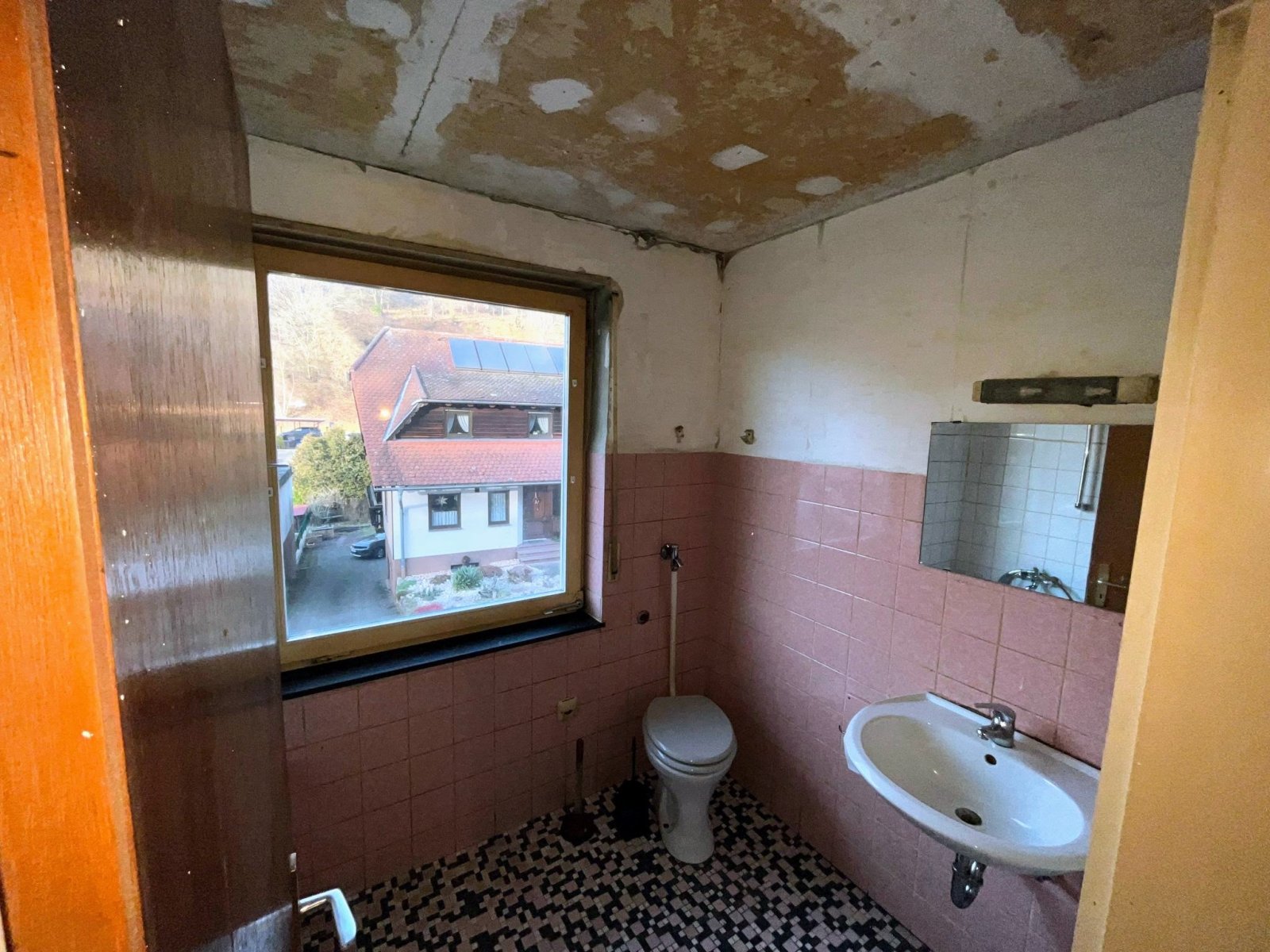 Einfamilienhaus mit Ferienhauspotenzial in Bundenthal