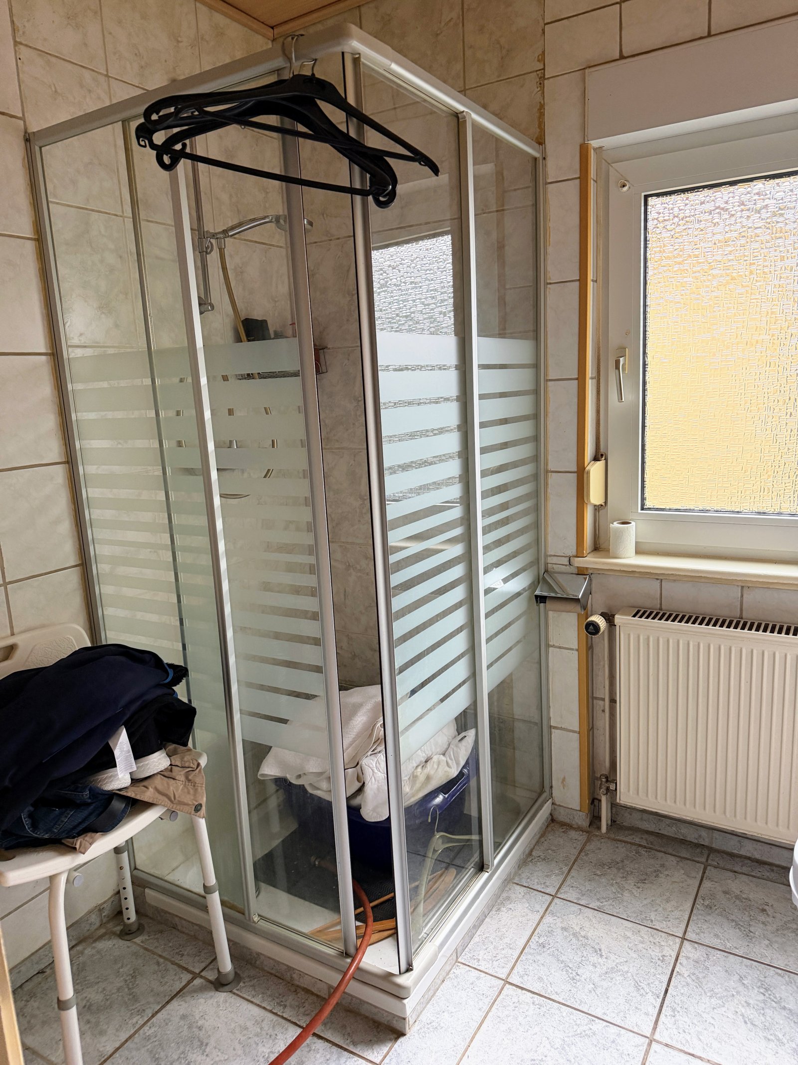 Gepflegtes Zwei- bis Dreifamilienhaus mit Ausbaupotential