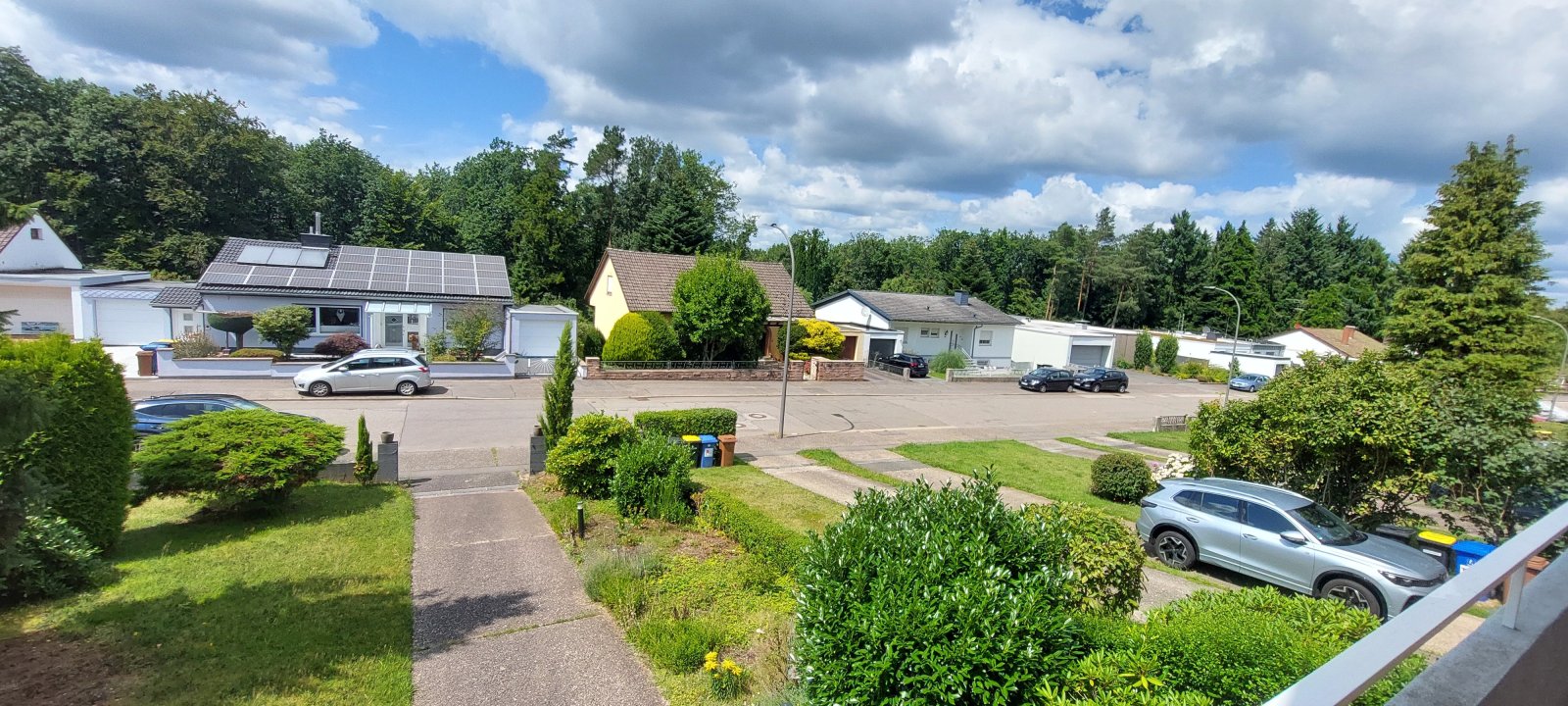 Beste Lage Pirmasens-Ruhbank gepflegtes Reihenendhaus mit Sommerstube