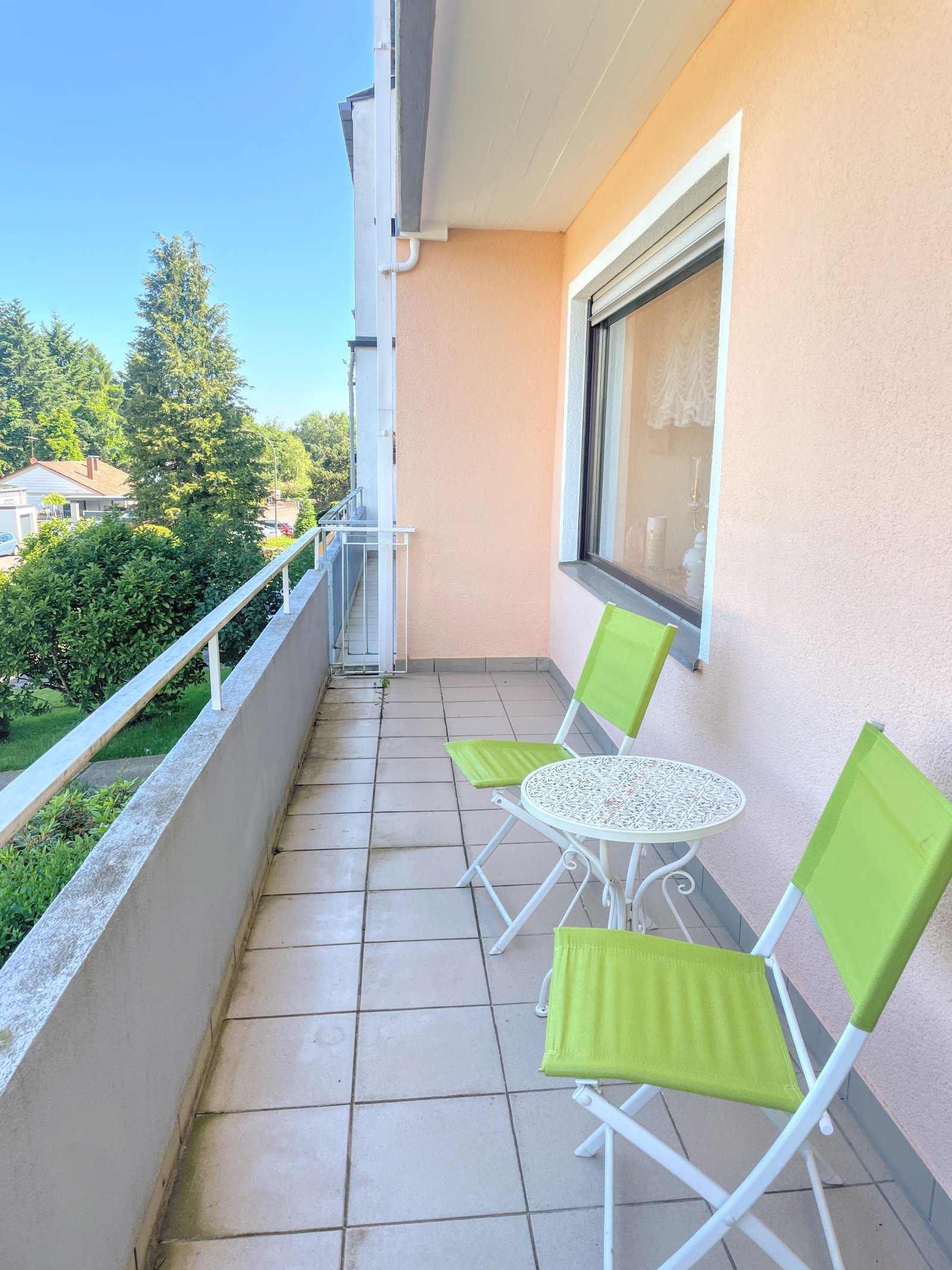 Beste Lage Pirmasens-Ruhbank gepflegtes Reihenendhaus mit Sommerstube