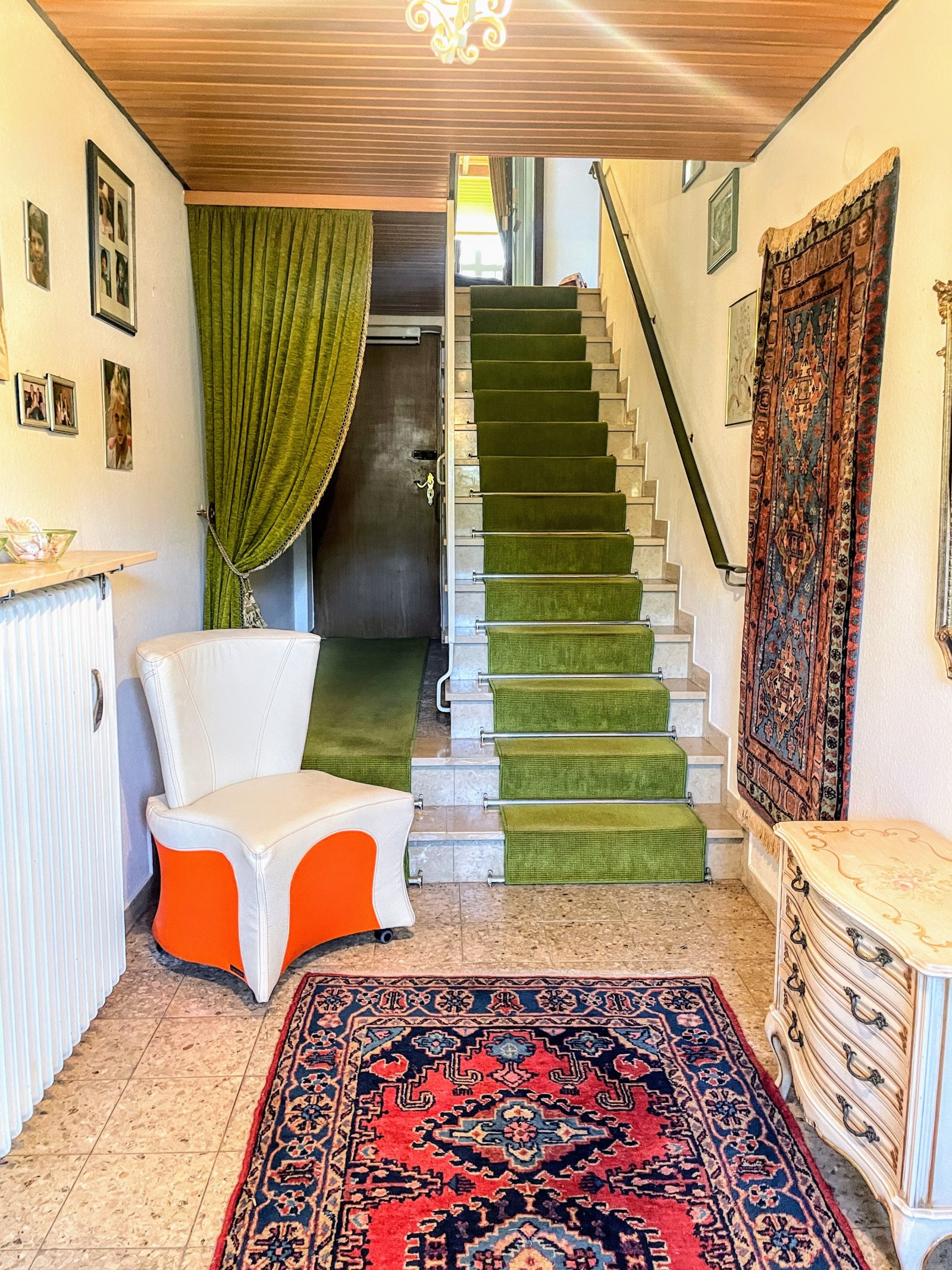 Beste Lage Pirmasens-Ruhbank gepflegtes Reihenendhaus mit Sommerstube