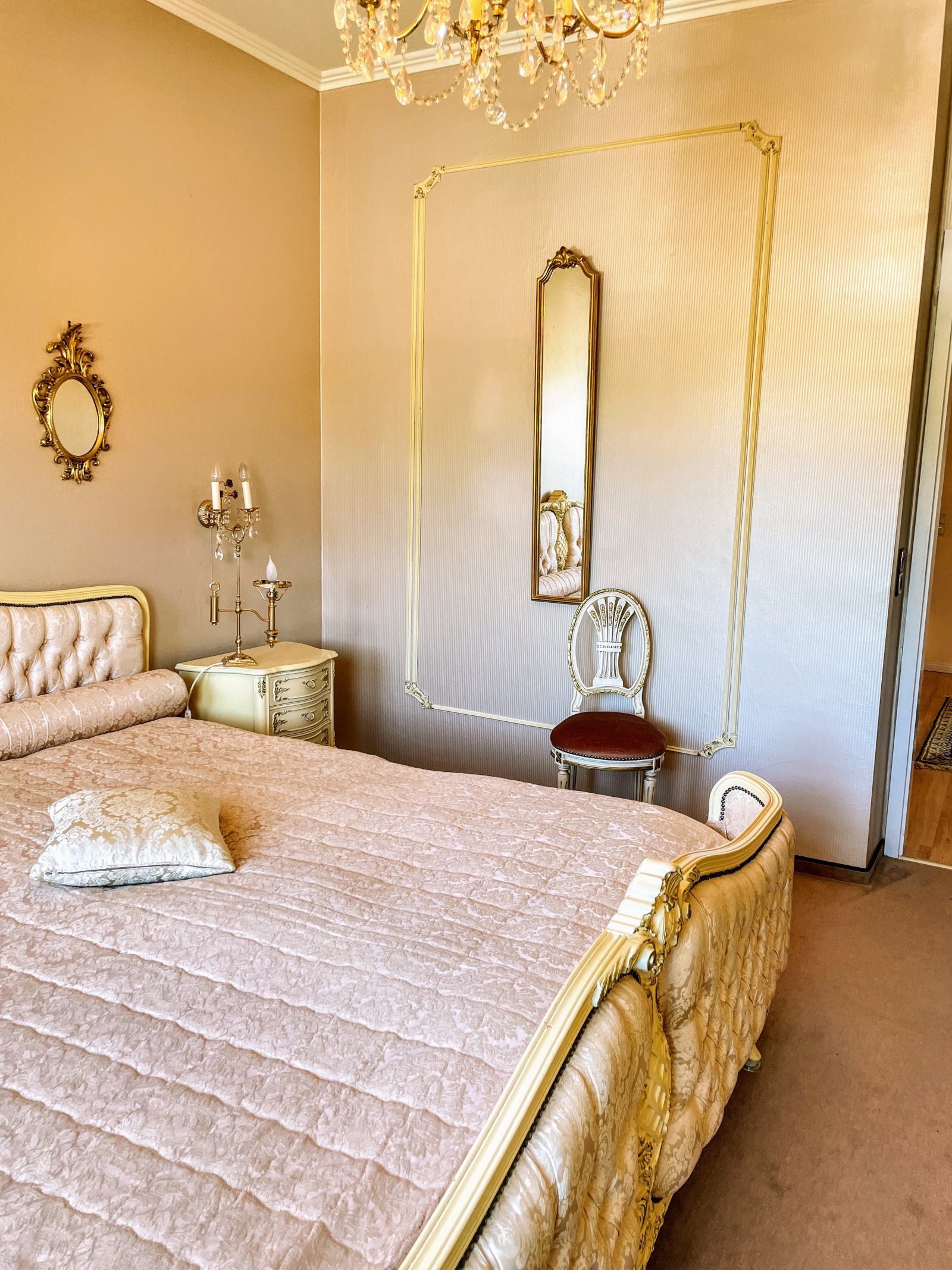 Beste Lage Pirmasens-Ruhbank gepflegtes Reihenendhaus mit Sommerstube