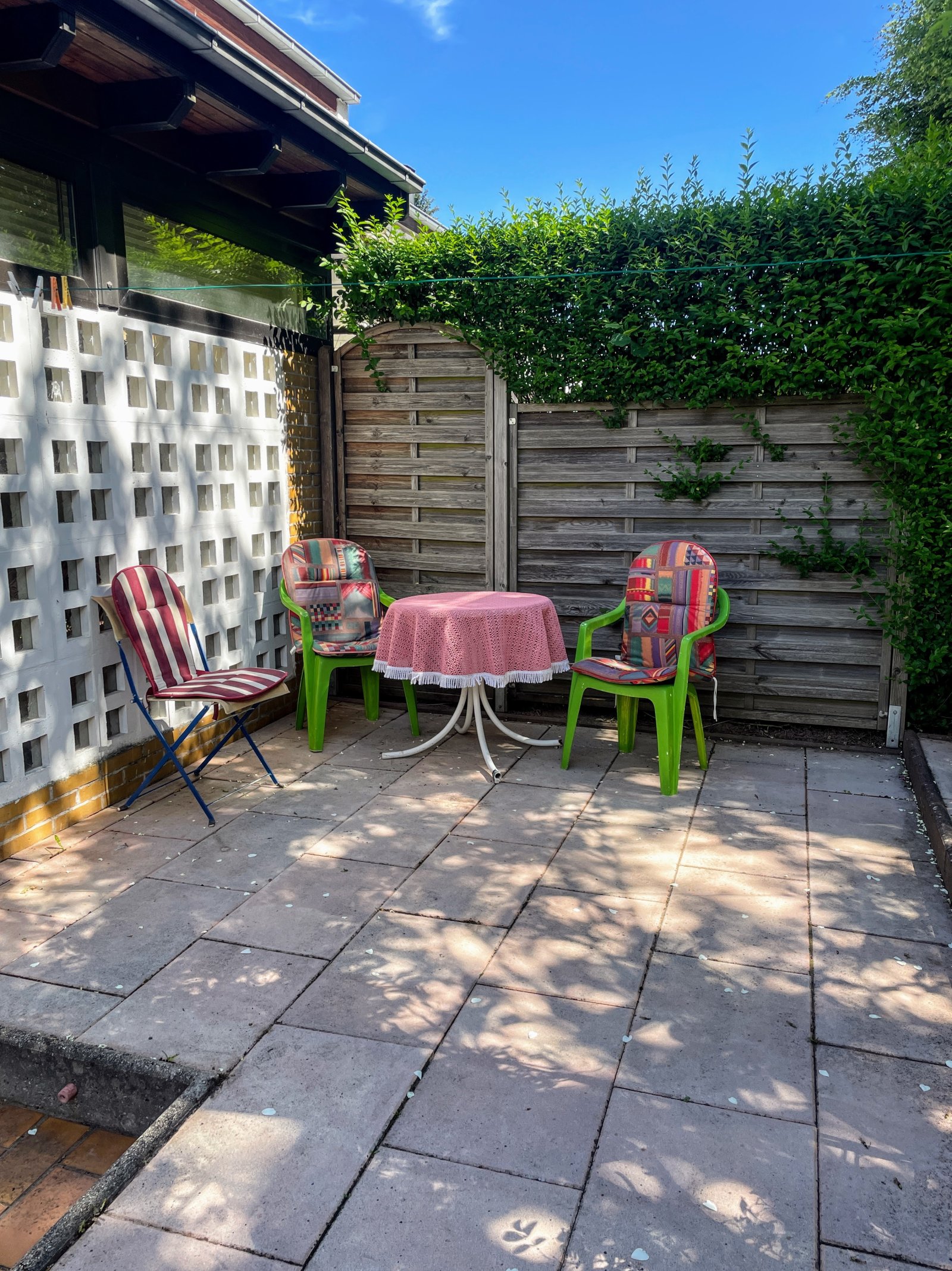 Beste Lage Pirmasens-Ruhbank gepflegtes Reihenendhaus mit Sommerstube