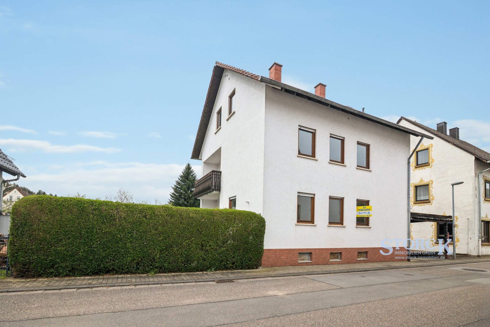 Münchweiler: Modernisiertes Einfamilienhaus mit ausgebautem Dachgeschoß in Münchweiler 