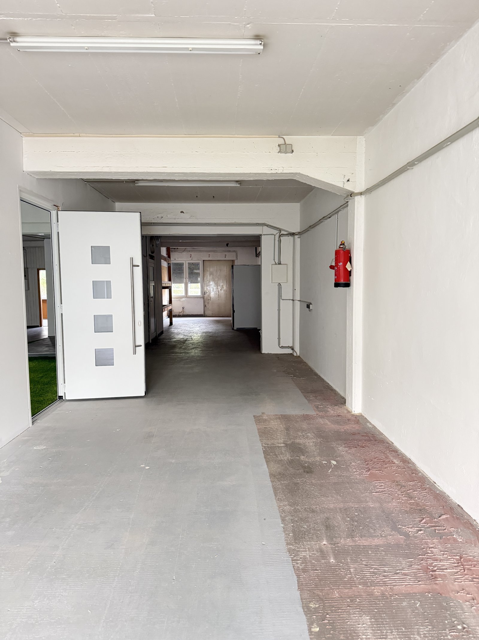 400 m² Gewerbefläche | Büro, Lager & Werkstatt | Laderampe | vielseitig nutzbar