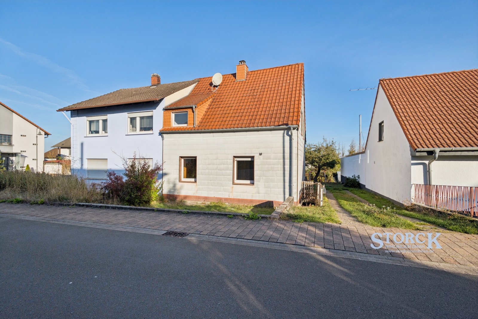 Viel Potenzial zum fairen Preis - Doppelhaushälfte in Vinnigen mit großem Garten